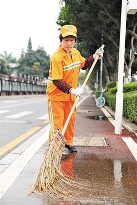 城市的美容師——致敬默默奉獻(xiàn)的保潔工作者